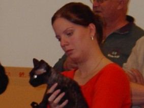Johanna med Black Cat på utställningen i Gävle 9/10-04